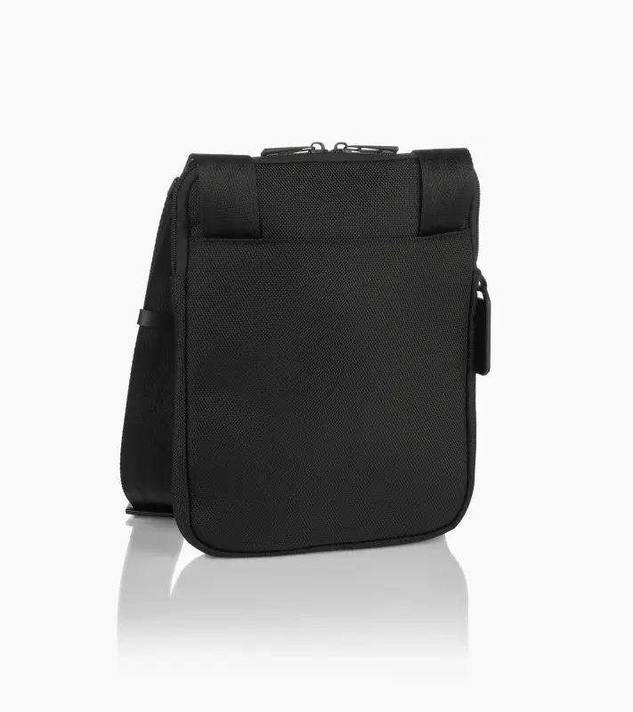 PORSCHE DESIGN Roadster Nylon Shoulder Bag S Taška přes rameno pracovní i cestovní s přihrádkou na tablet a organizérem černá