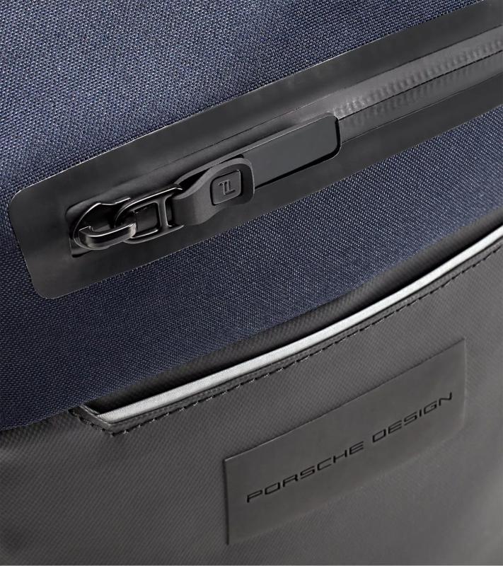 PORSCHE DESIGN Urban Eco Shoulder Bag S Taška přes rameno tmavě modrá