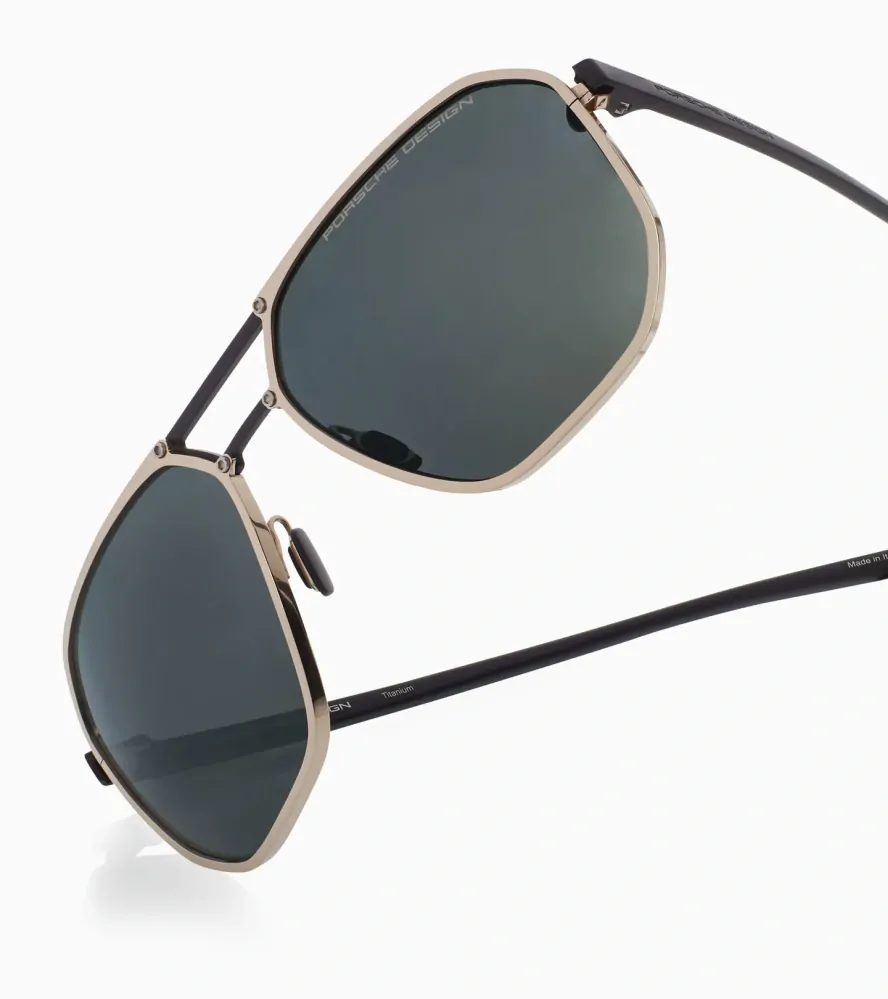 PORSCHE DESIGN Sunglasses P´8971 sluneční brýle černé s šedými skly pol.