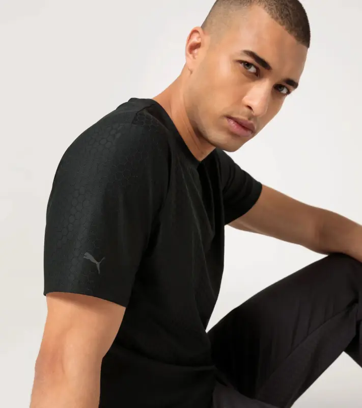 PORSCHE DESIGN Hexagon T-shirt Tričko sportovní s kulatým výstřihem a logem na rukávu s šestiúhelníkovým vzorem černá