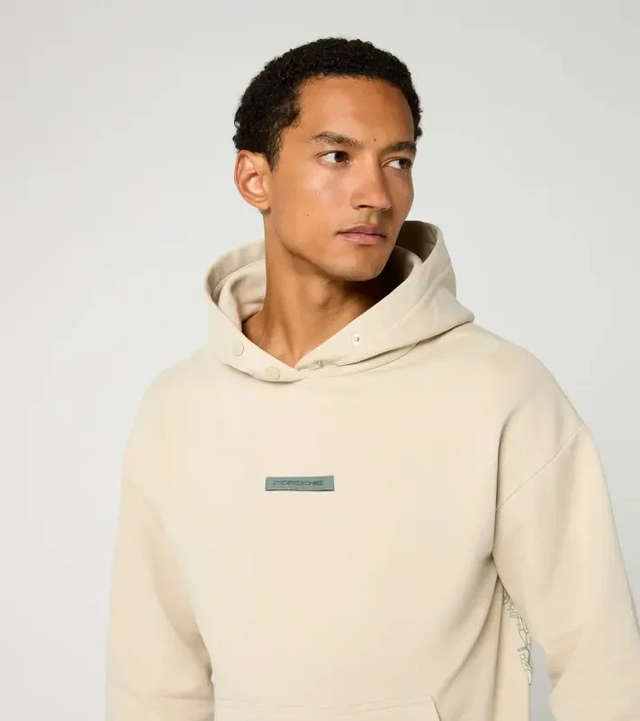PORSCHE Unisex Urban hoodie Cayenne Electric Lifestyle Mikina klokanka s nášivkou a grafikou na zádech béžová