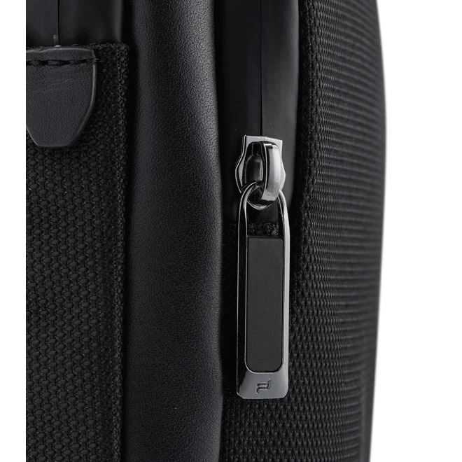 PORSCHE DESIGN Roadster Nylon Shoulderbag S Taška přes rameno crossbody černa