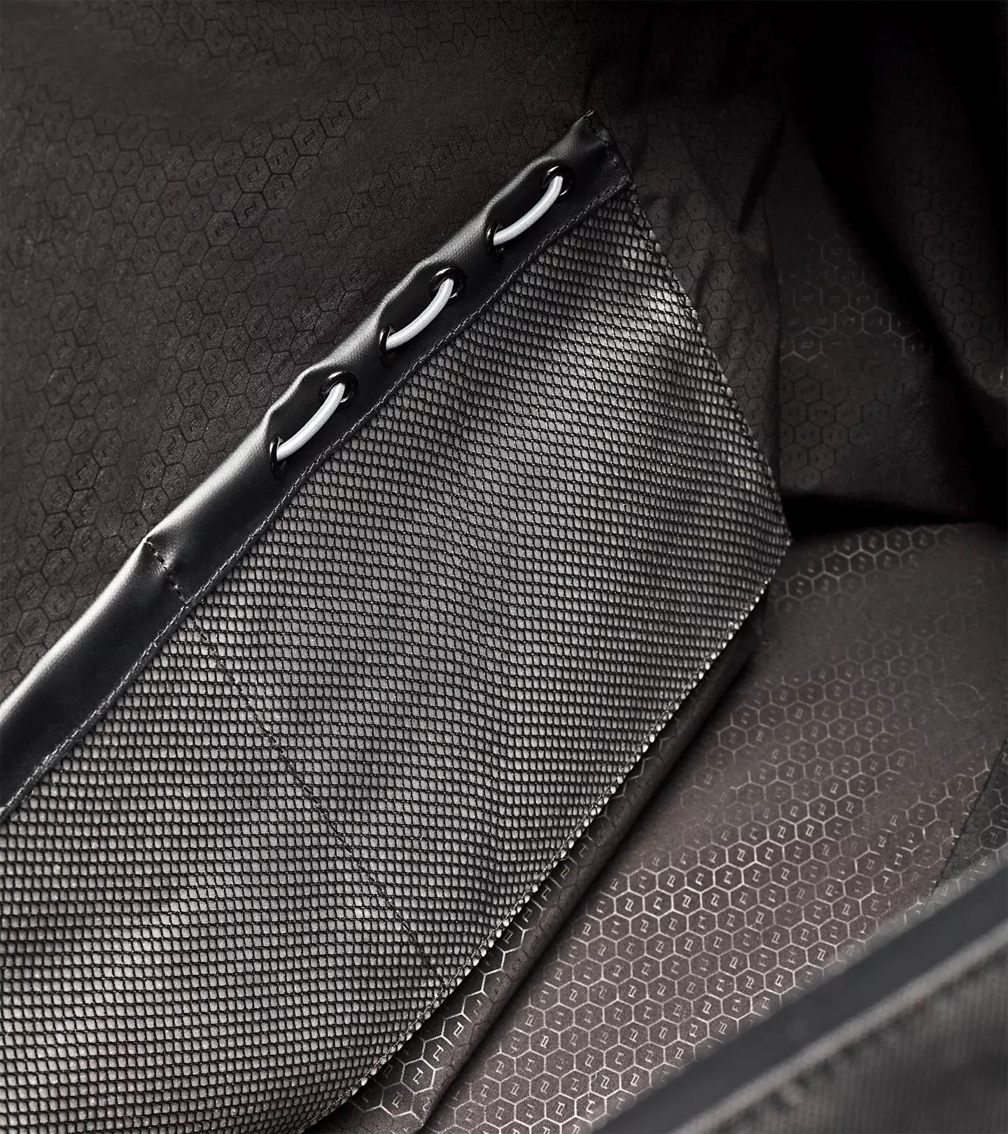 Porsche Design Urban Eco Weekender Cestovní taška tmavě modrá dark blue