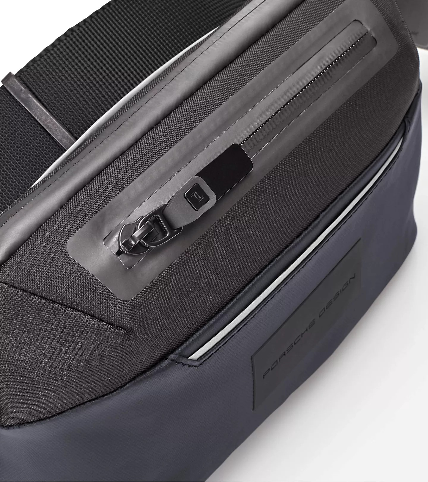 PORSCHE DESIGN Urban Eco Belt Bag Pouzdro ledvinka černá