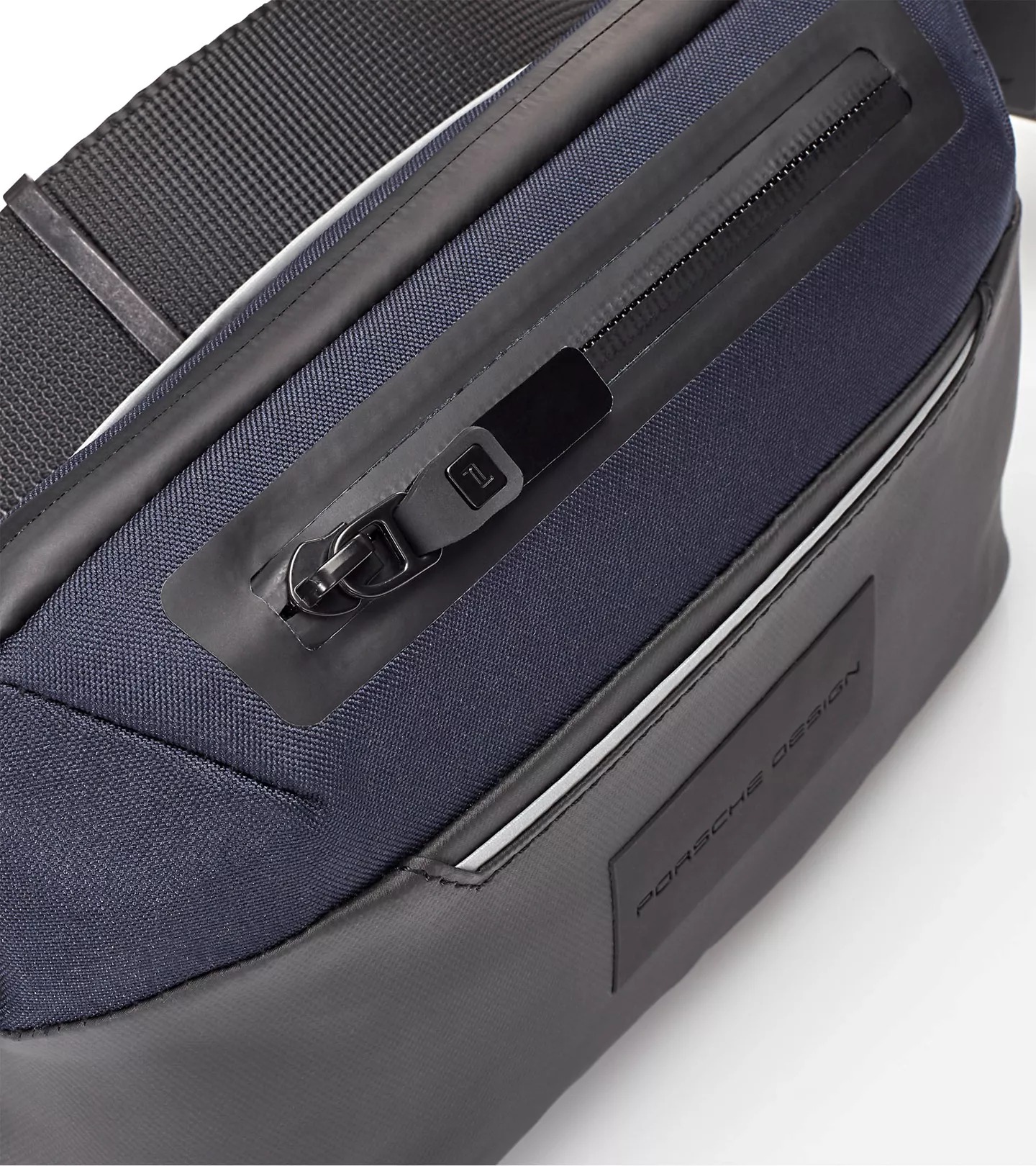 PORSCHE DESIGN Urban Eco Belt Bag Pouzdro ledvinka tmavě modrá