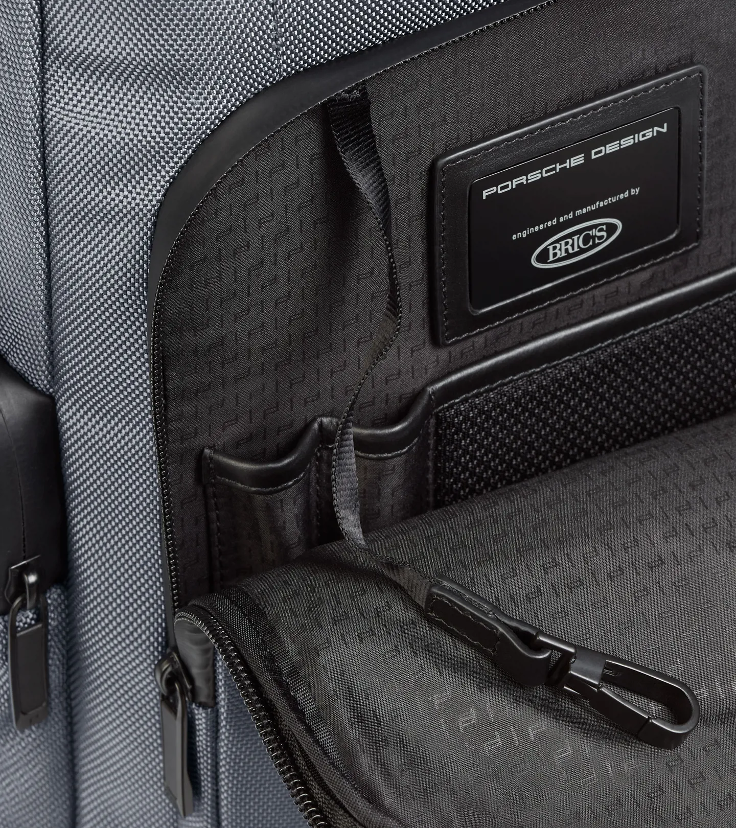 Roadster Pro Backpack M1 batoh šedý