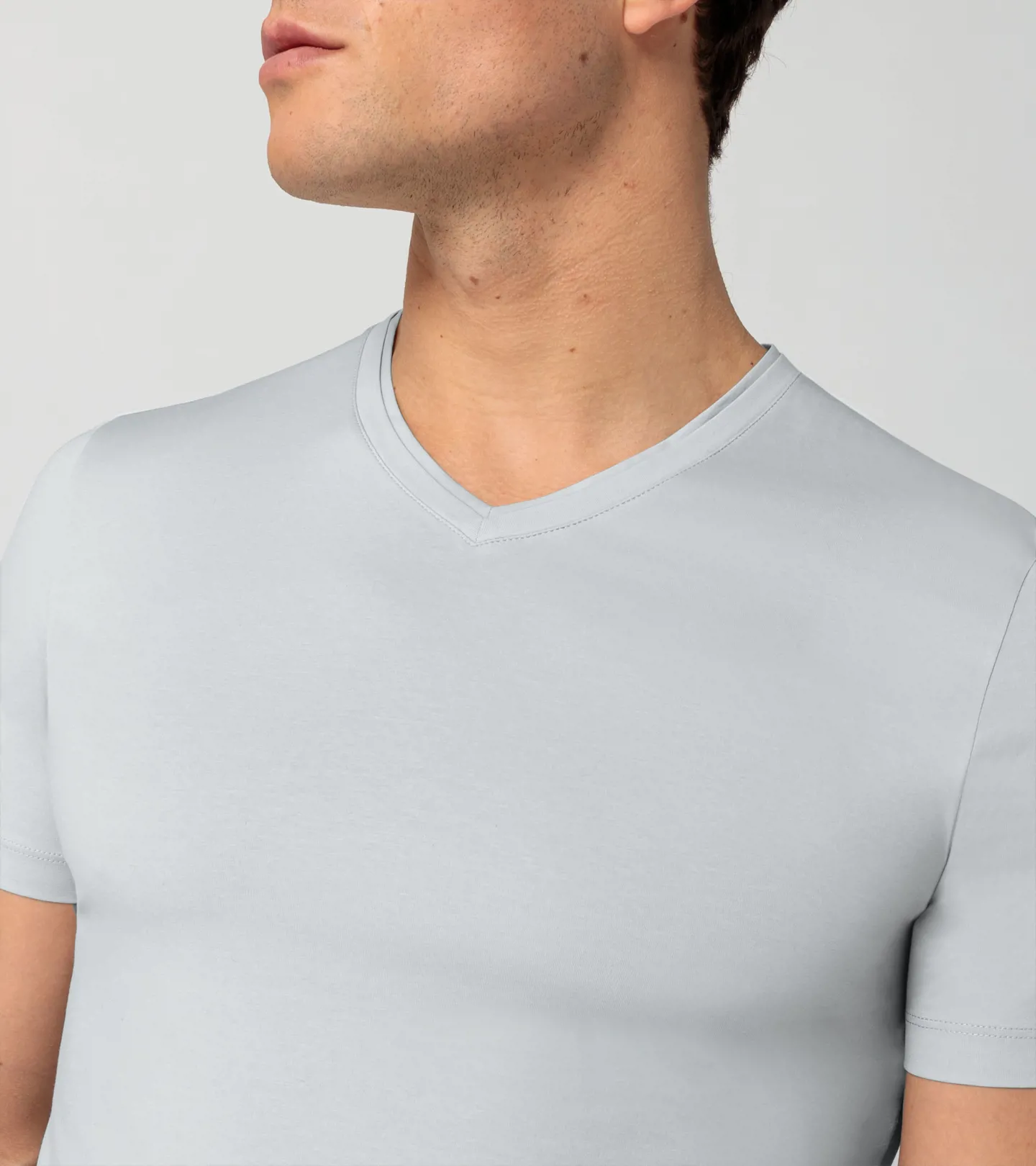 PORSCHE DESIGN V-neck T-shirt Tričko s výstřihem do V bavlněné popelavě šedá