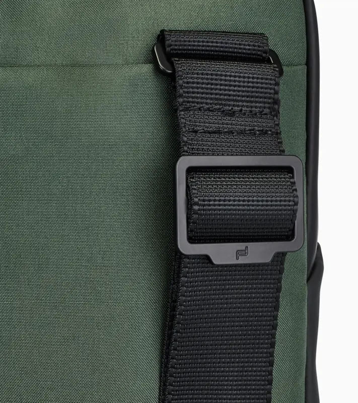 PORSCHE DESIGN Urban Eco Shoulder Bag S Taška přes rameno lesní zelená