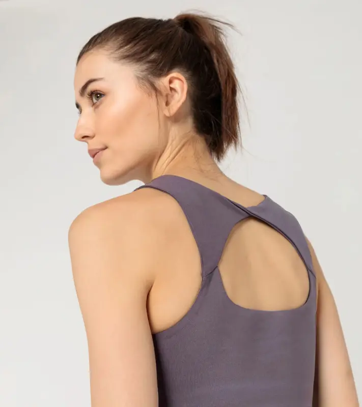 PORSCHE Women's Crop Tank Top Yoga Capsule Collection Tílko dámské krátké volnočasové fitness yoga levandulová provensálská