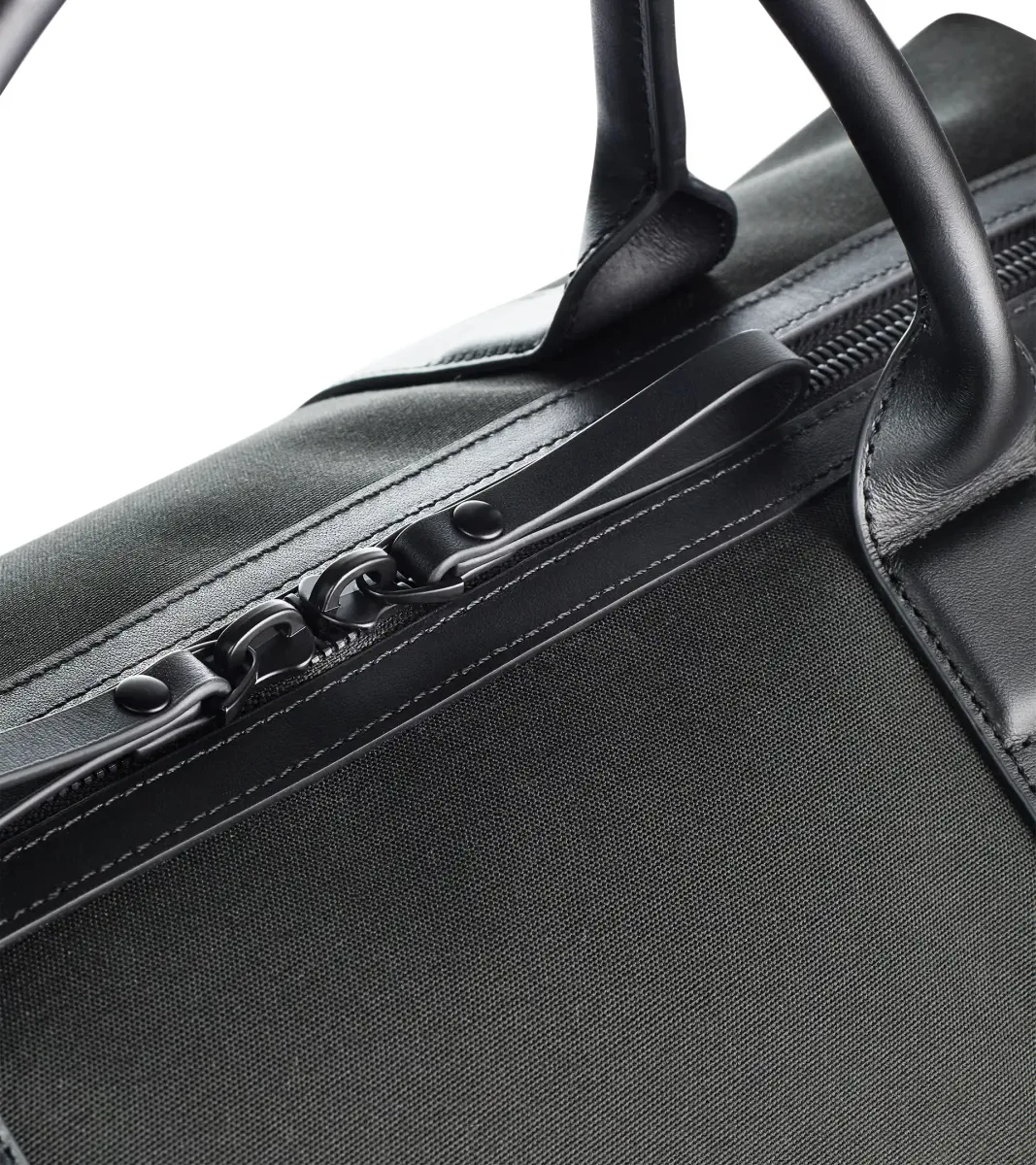 PORSCHE Travel bag Heritage cestovní taška černá se zlatým logem