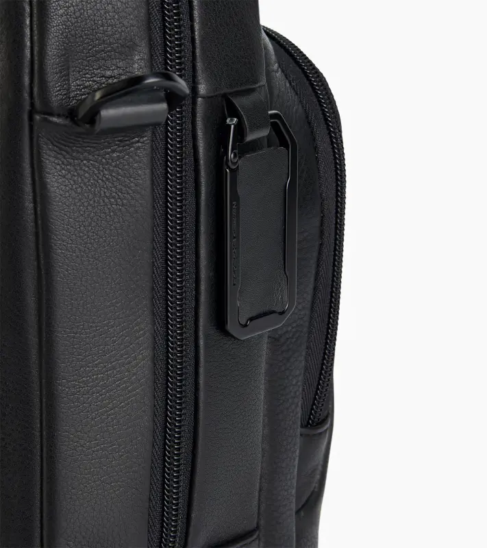 PORSCHE DESIGN Roadster Leather Briefcase Taška aktovka přes rameno kožená s přihrádkou na notebook 15.6" s vnitřním organizérem černá