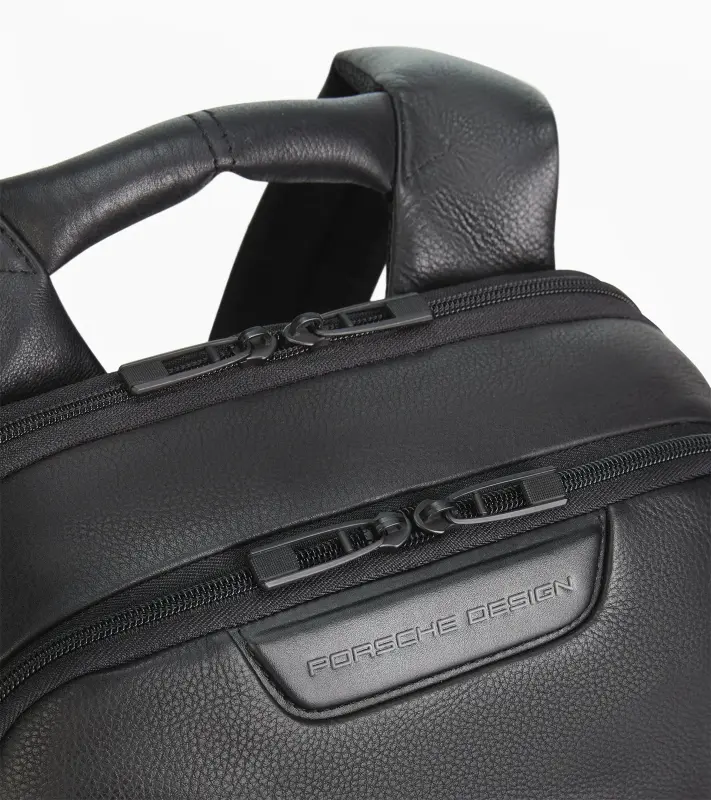 PORSCHE DESIGN Roadster Leather Backpack S Batoh kožený do města s přihrádkou na notebook 14" s organizérem a kapsami na zip černý