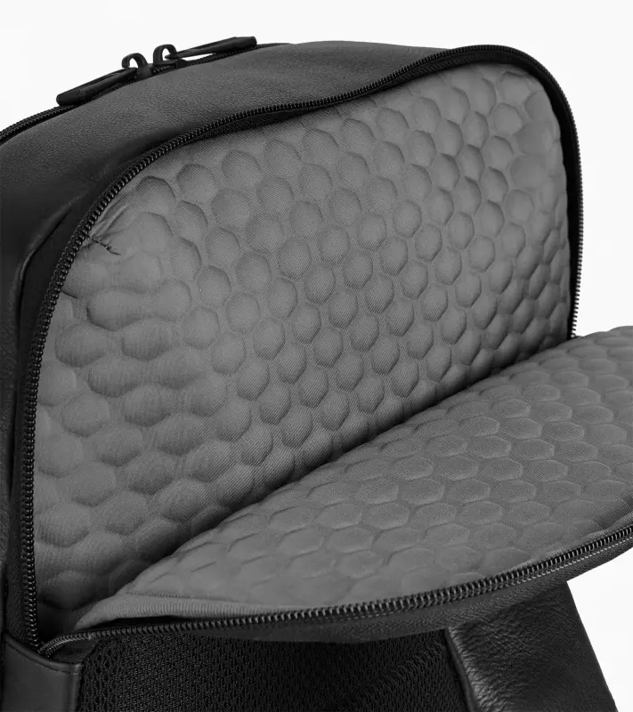 PORSCHE DESIGN Roadster Leather Crossbody Bag Taška pouzdro diagonální kožené do města s vnitřním organizérem na zip černé