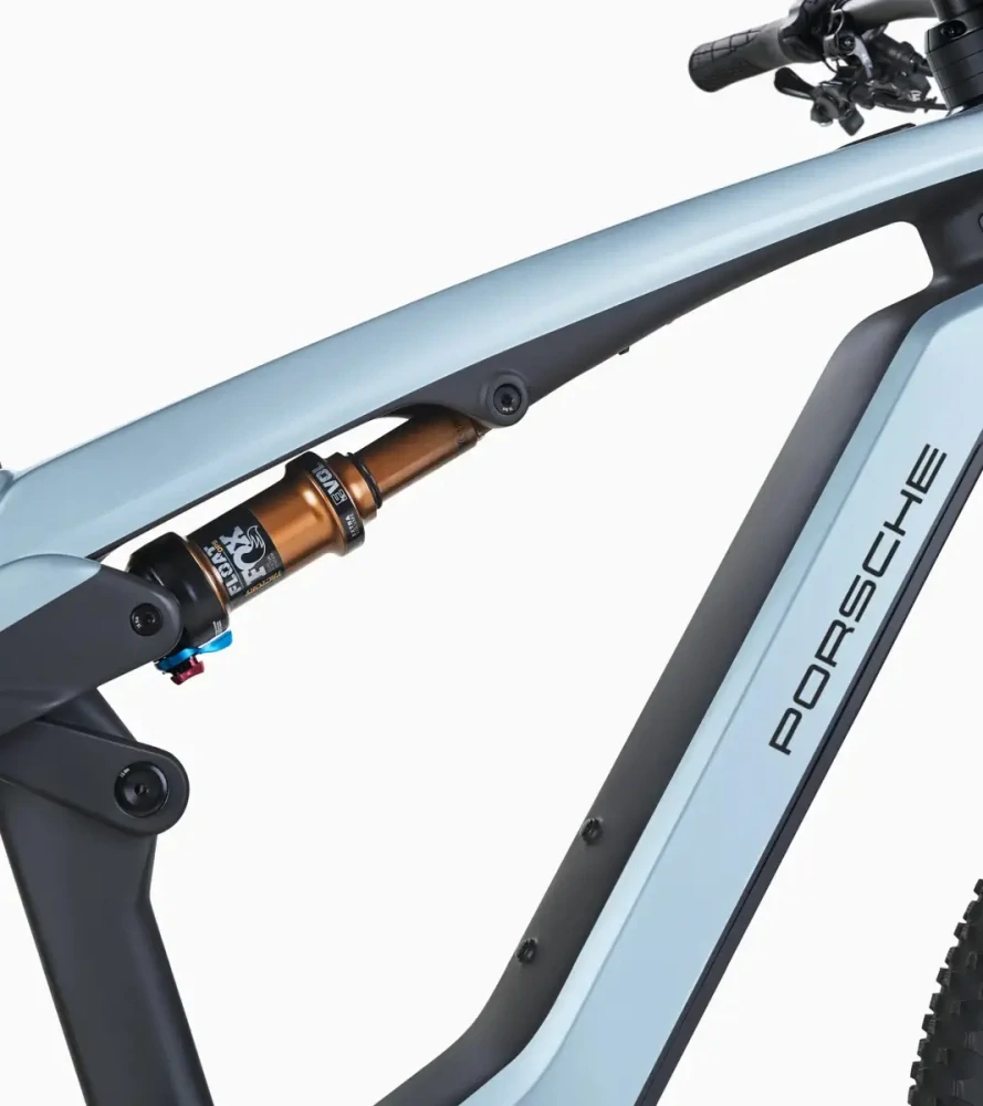 Porsche eBike Cross Performance horské elektrokolo s karbonovým rámem modrá metalíza