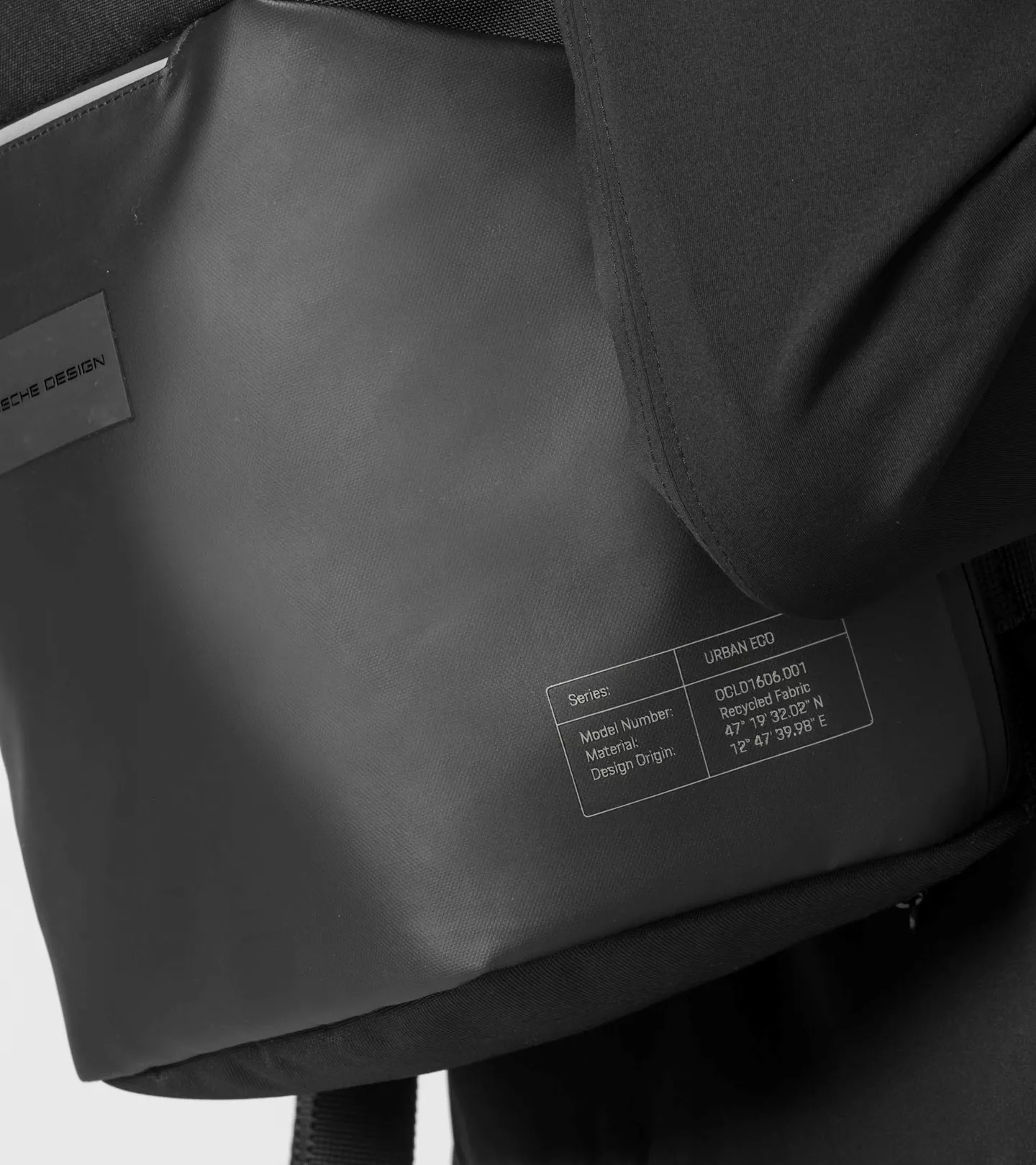 PORSCHE DESIGN Urban Eco Backpack XS Batoh na záda menší černá