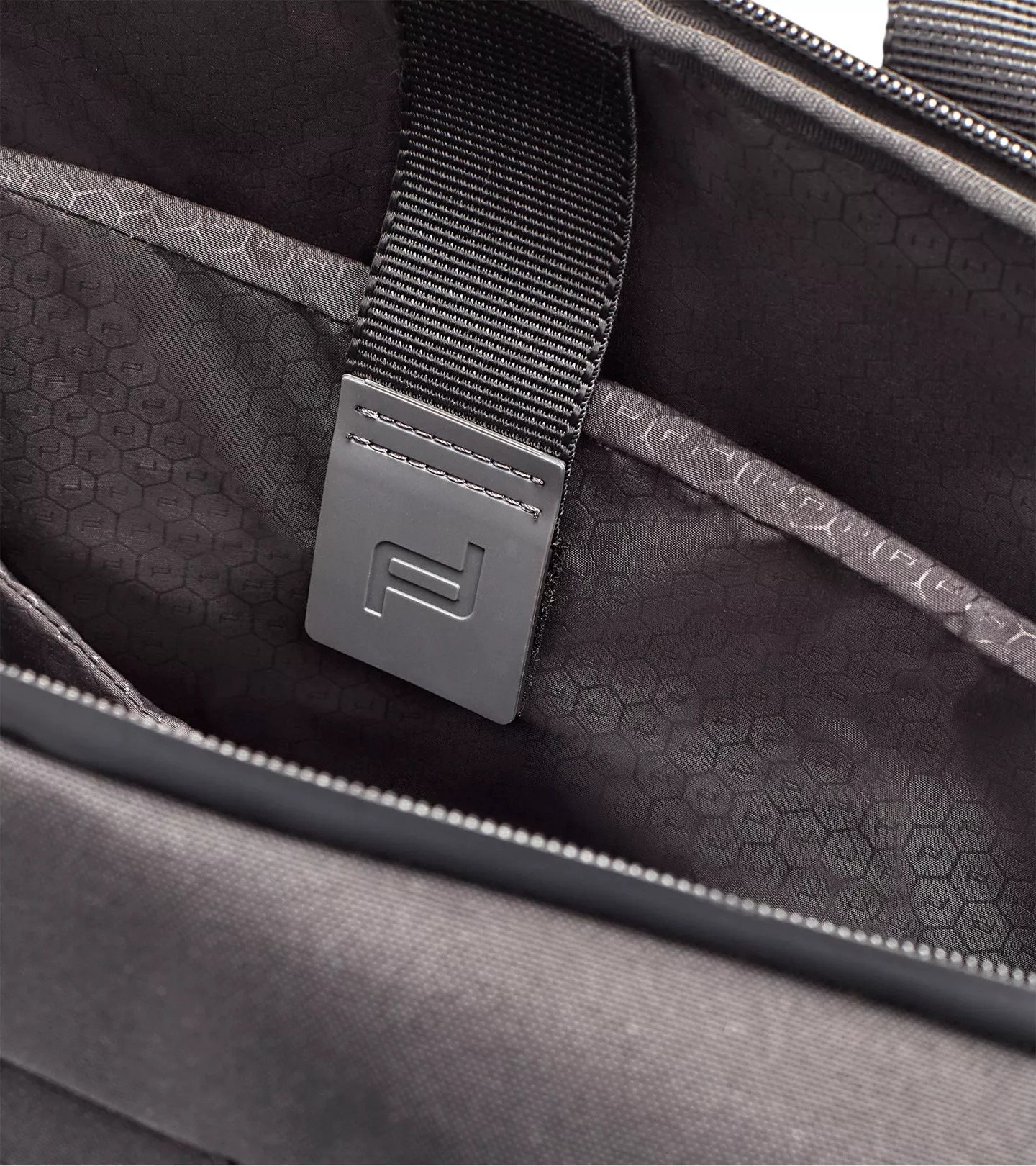 Porsche Design Urban Eco Briefcase M manažerská aktovka černá black
