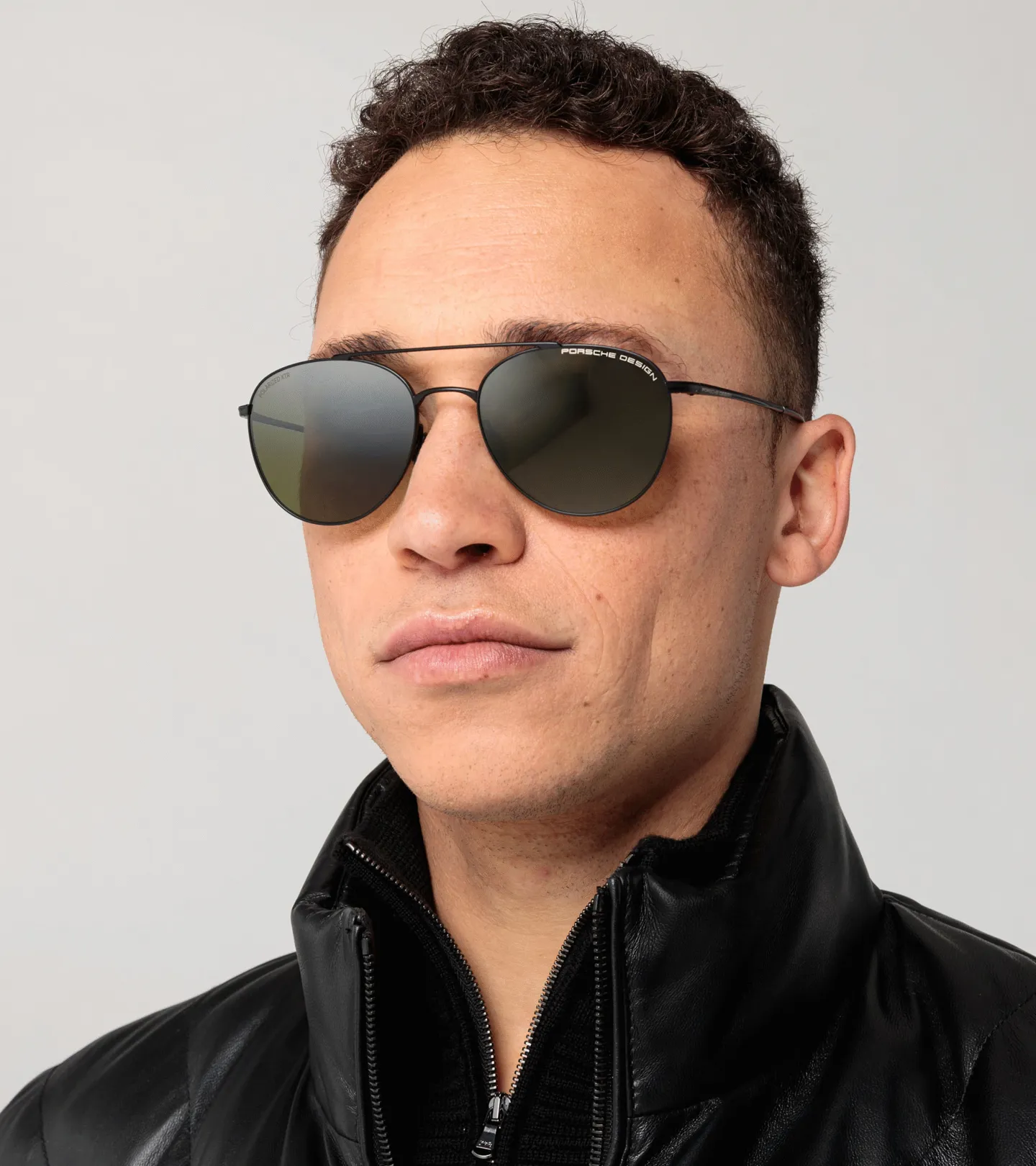 PORSCHE DESIGN Sunglasses P´8947 Sluneční brýle černé se zeleným gradientem polarizované