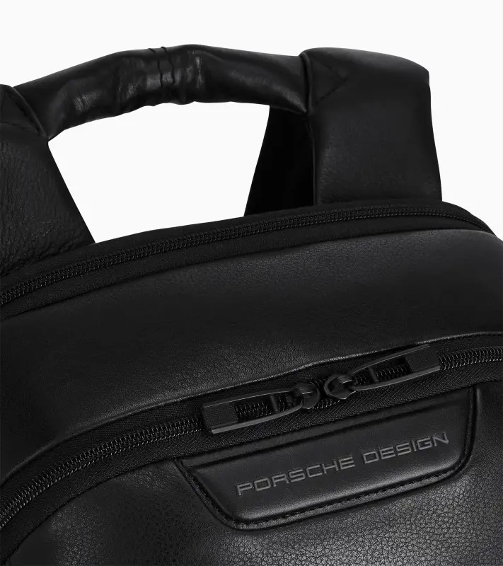 PORSCHE DESIGN Roadster Leather Backpack M Batoh kožený do města s přihrádkou na notebook 14" s organizérem a kapsami na zip černý