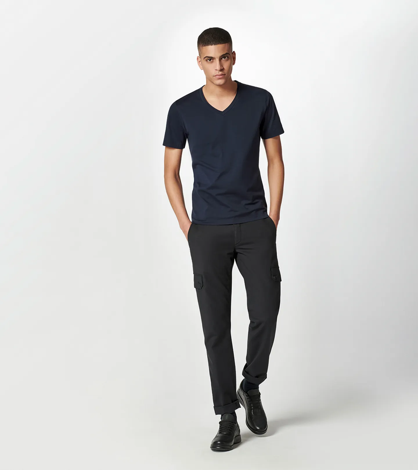 PORSCHE DESIGN V-neck T-shirt Tričko bavlněné s výstřihem do V černá, bílá, námořní modrá