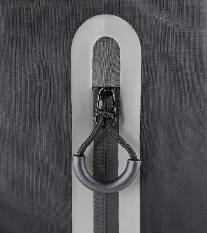 PORSCHE Golf Locker Bag Sport Taška přes rameno na golf voděodolná černá