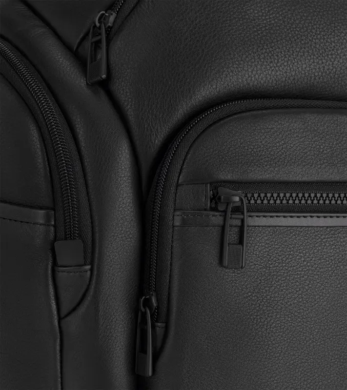 PORSCHE DESIGN Roadster Leather Crossbody Bag Taška pouzdro diagonální kožené do města s vnitřním organizérem na zip černé