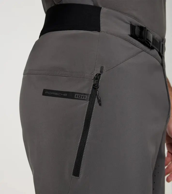 PORSCHE Bike Shorts Unisex Kalhoty krátké šortky cyklistické sportovní funkční s potiskem a logem antracitová šedá