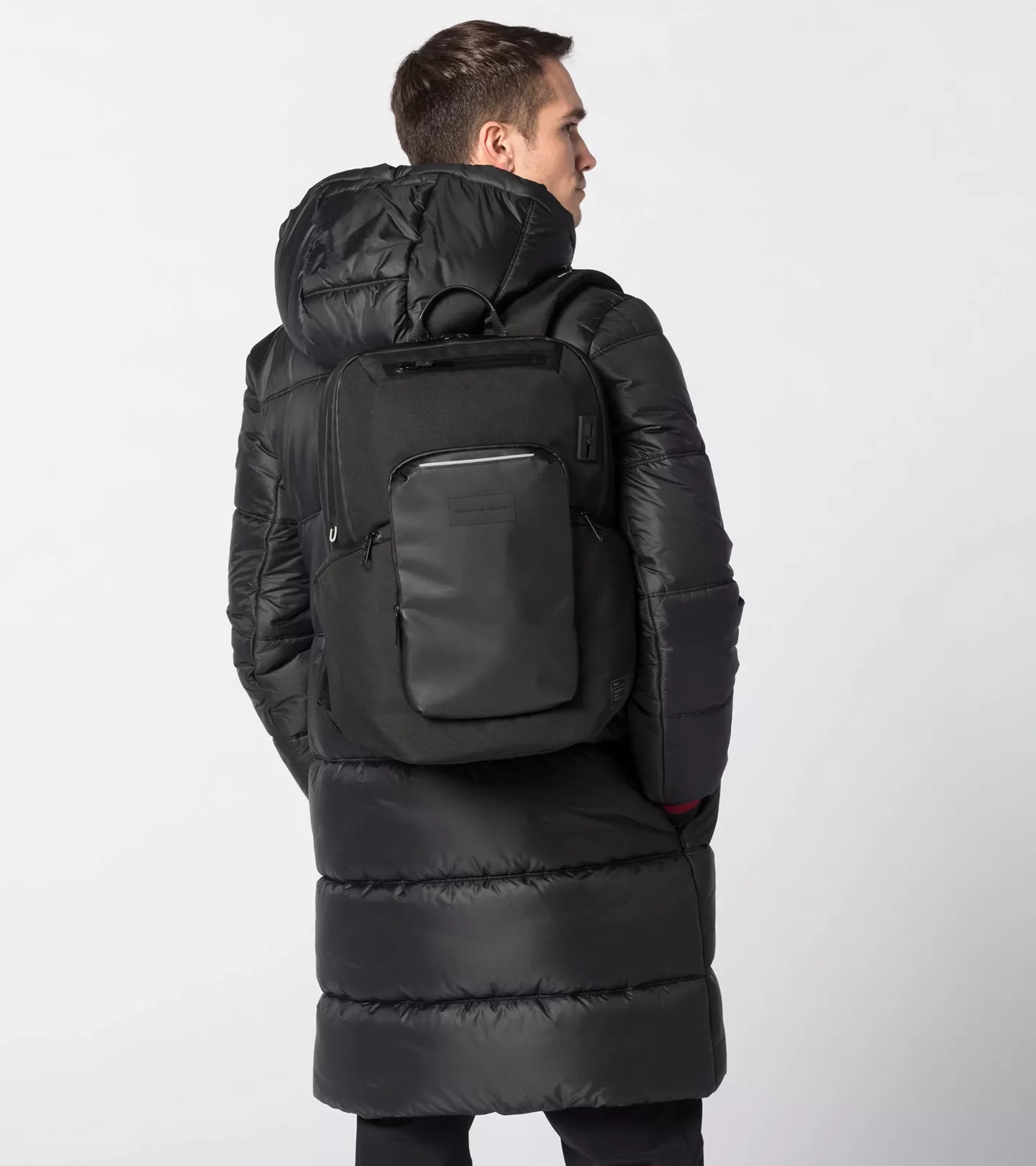 PORSCHE DESIGN Urban Eco Backpack M2 Batoh na záda kompaktní pracovní černá