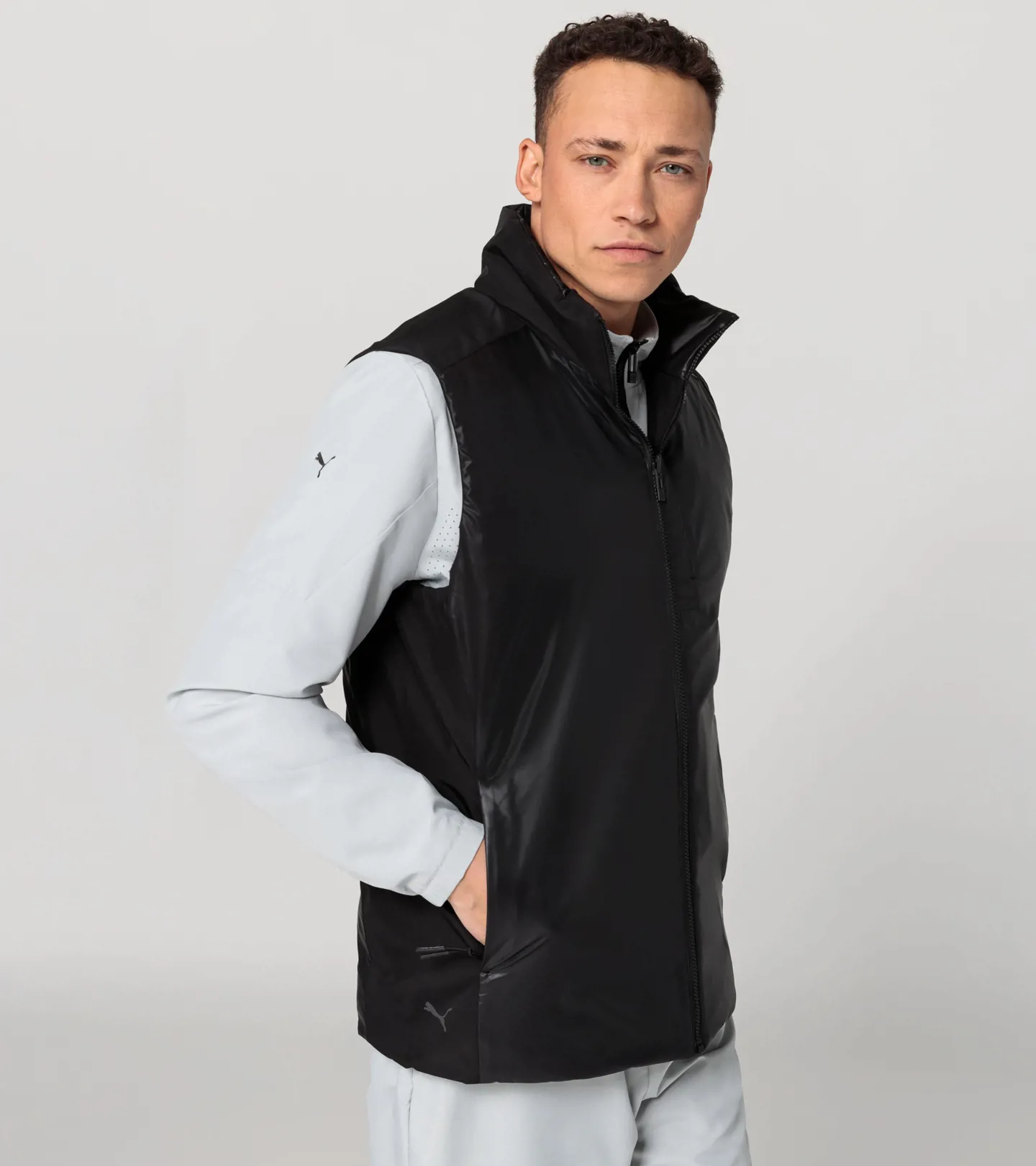 PORSCHE DESIGN Padded vest Vyteplená oboustranná vesta černá
